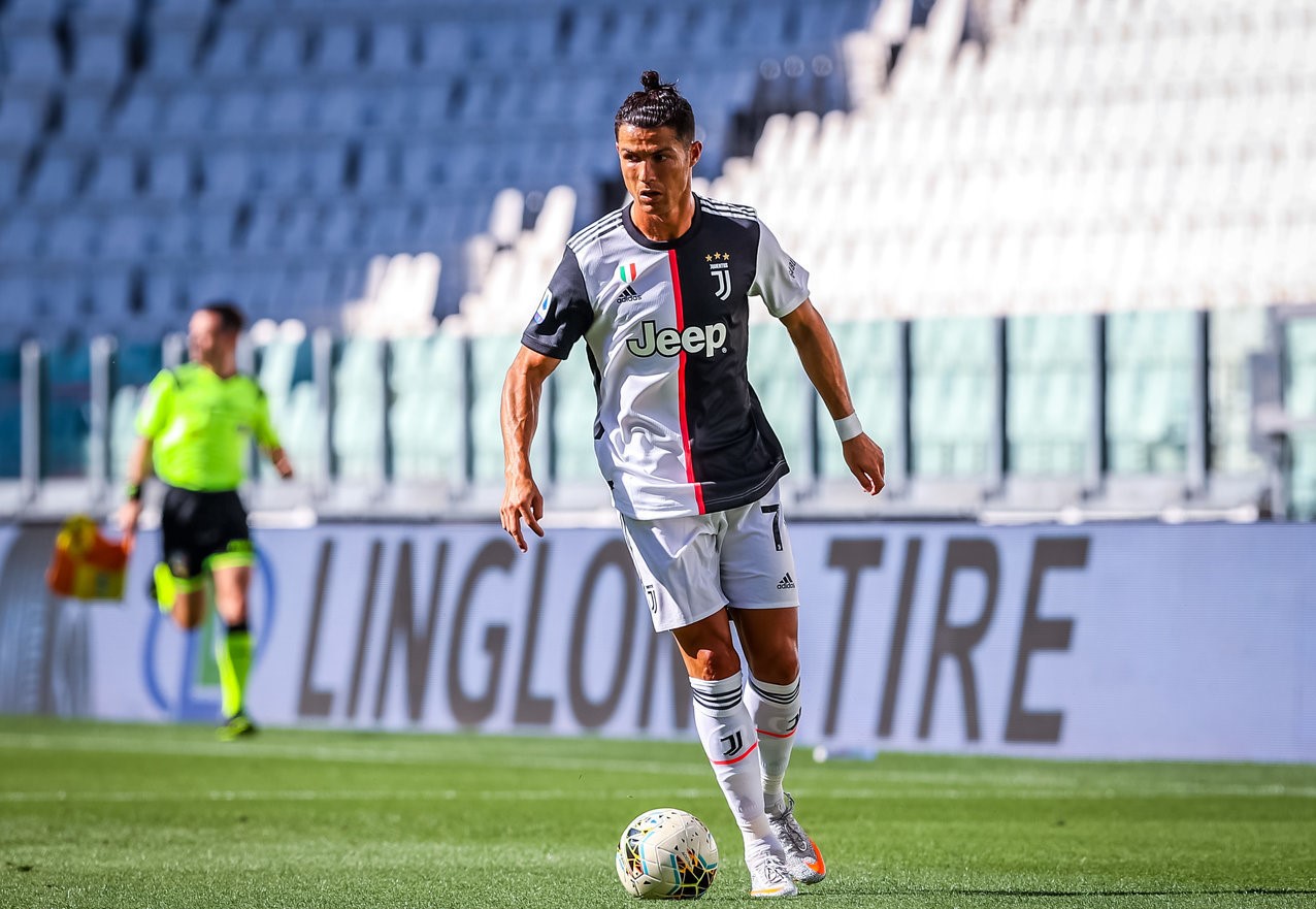 米兰vs尤文新闻 C罗本场目标意甲金靴？