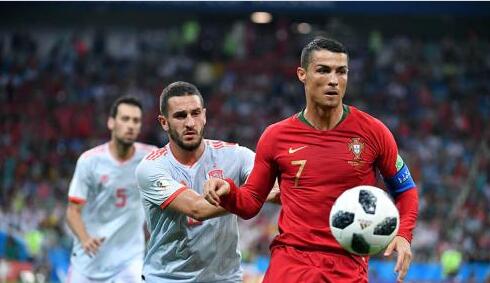 C罗成为世界杯历史上最年长戴帽球员