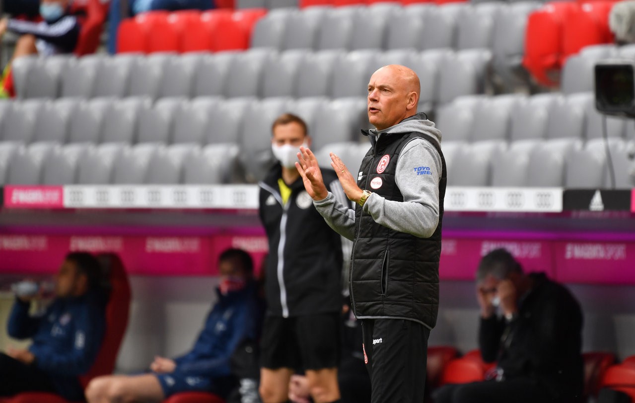 德丙复赛 拜仁二队赢取开门红