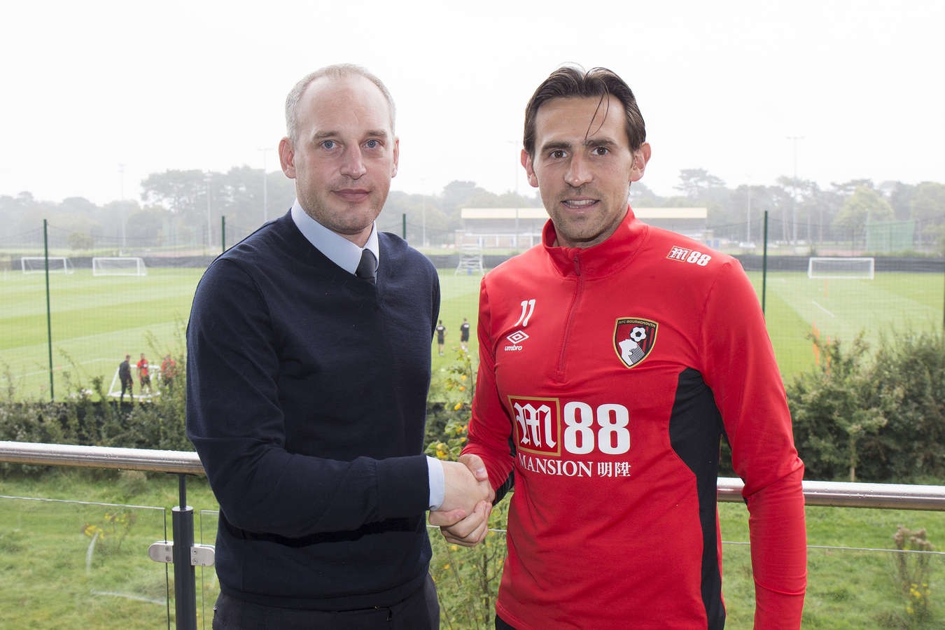 伯恩茅斯右后卫丹尼尔斯